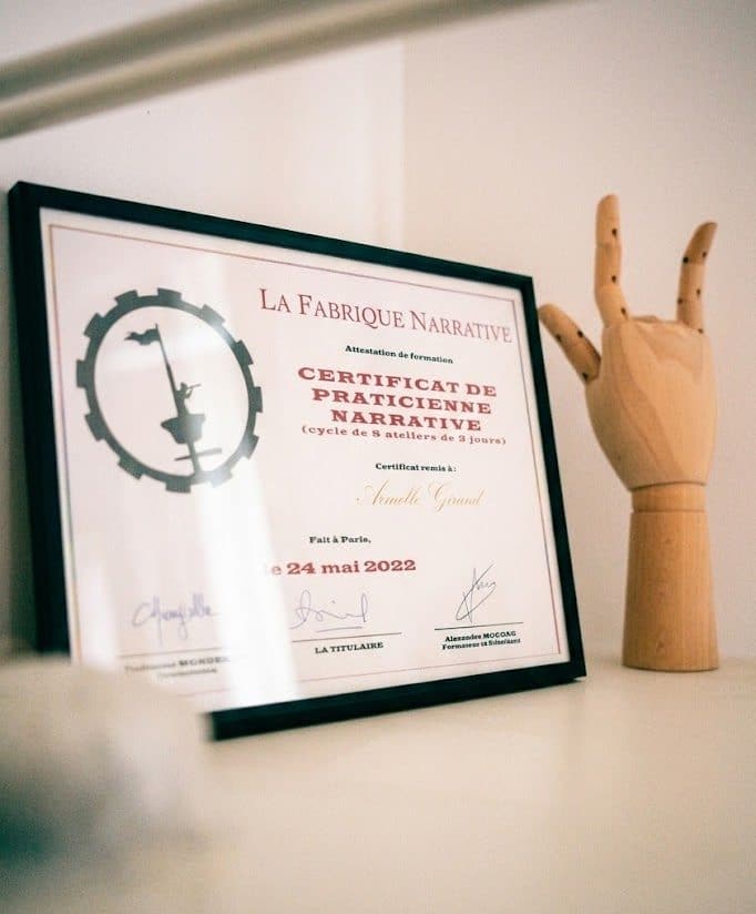 Certificat Armelle Girand, praticienne narrative.