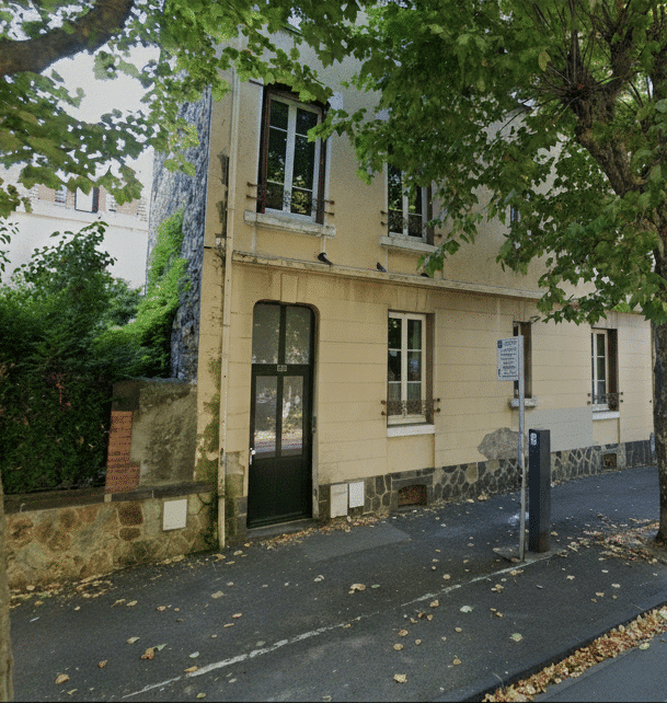 Façade du cabinet Adage Coaching au Boulevard Pasteur